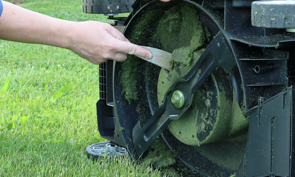 close up of a lawn mower blade